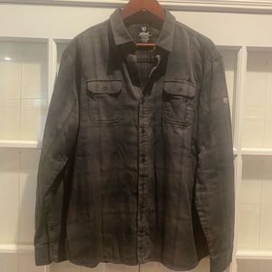 KUHL button up men’s shirt excellent condition size XXL